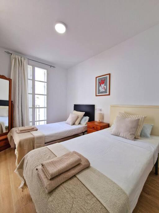Encantador Duplex Para 6 A 1 Minuto De La Playa 贝纳尔马德纳 外观 照片