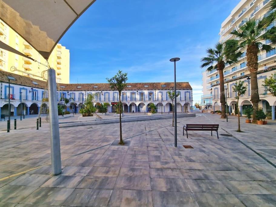Encantador Duplex Para 6 A 1 Minuto De La Playa 贝纳尔马德纳 外观 照片