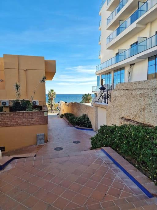 Encantador Duplex Para 6 A 1 Minuto De La Playa 贝纳尔马德纳 外观 照片