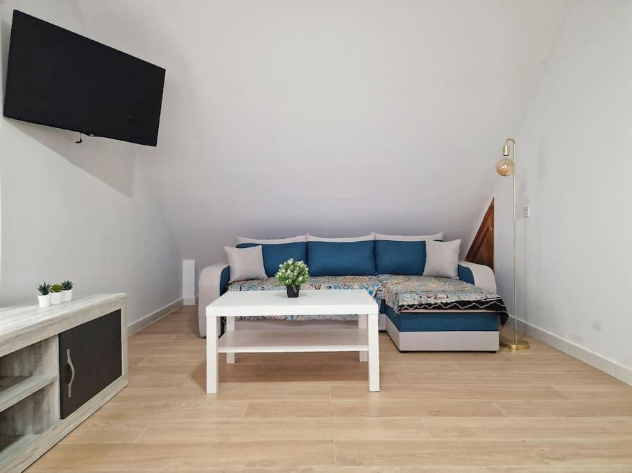 Encantador Duplex Para 6 A 1 Minuto De La Playa 贝纳尔马德纳 外观 照片