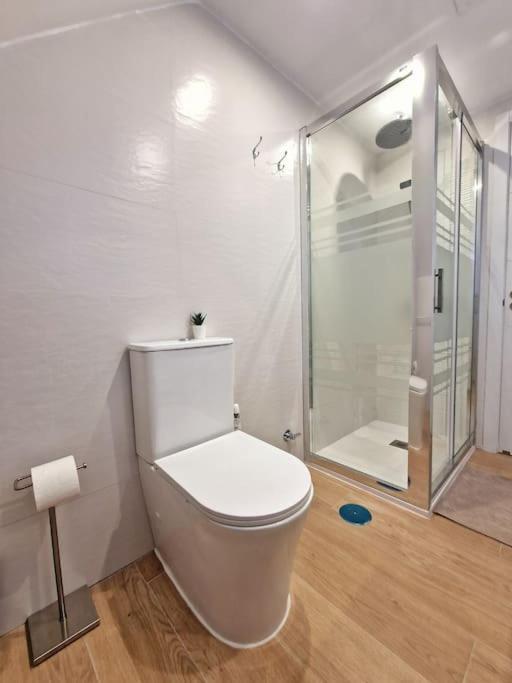 Encantador Duplex Para 6 A 1 Minuto De La Playa 贝纳尔马德纳 外观 照片